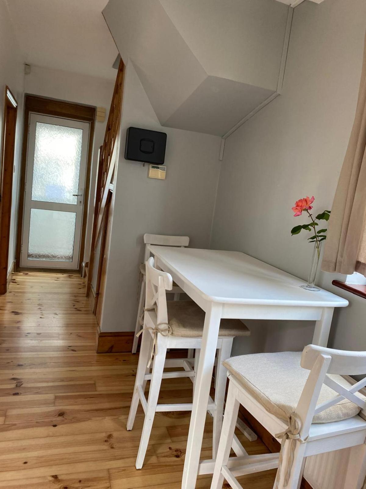 Lovely Rooms In West London Northolt  Экстерьер фото